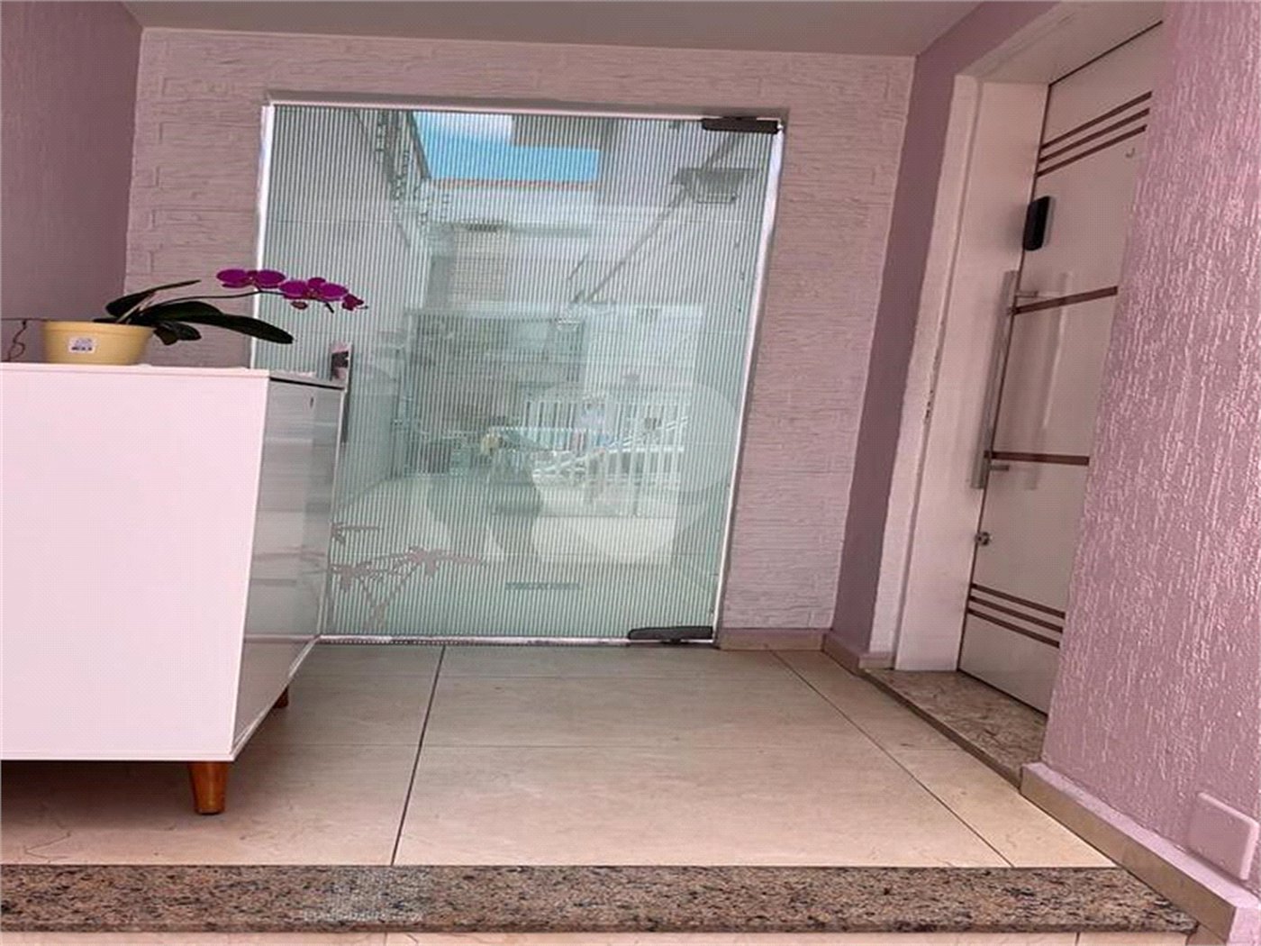 Sobrado à venda com 3 quartos, sendo 1 suíte,  em Jaçanã, São Paulo, SP