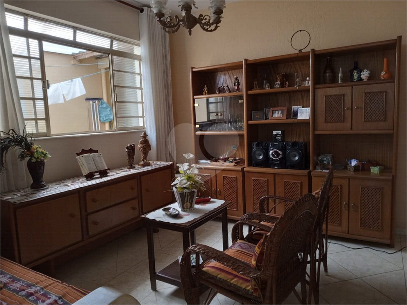Casa à venda com 3 quartos no Centro, Serra Negra, SP