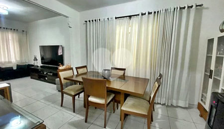 Casa à venda com 4 quartos em Santana, São Paulo, SP