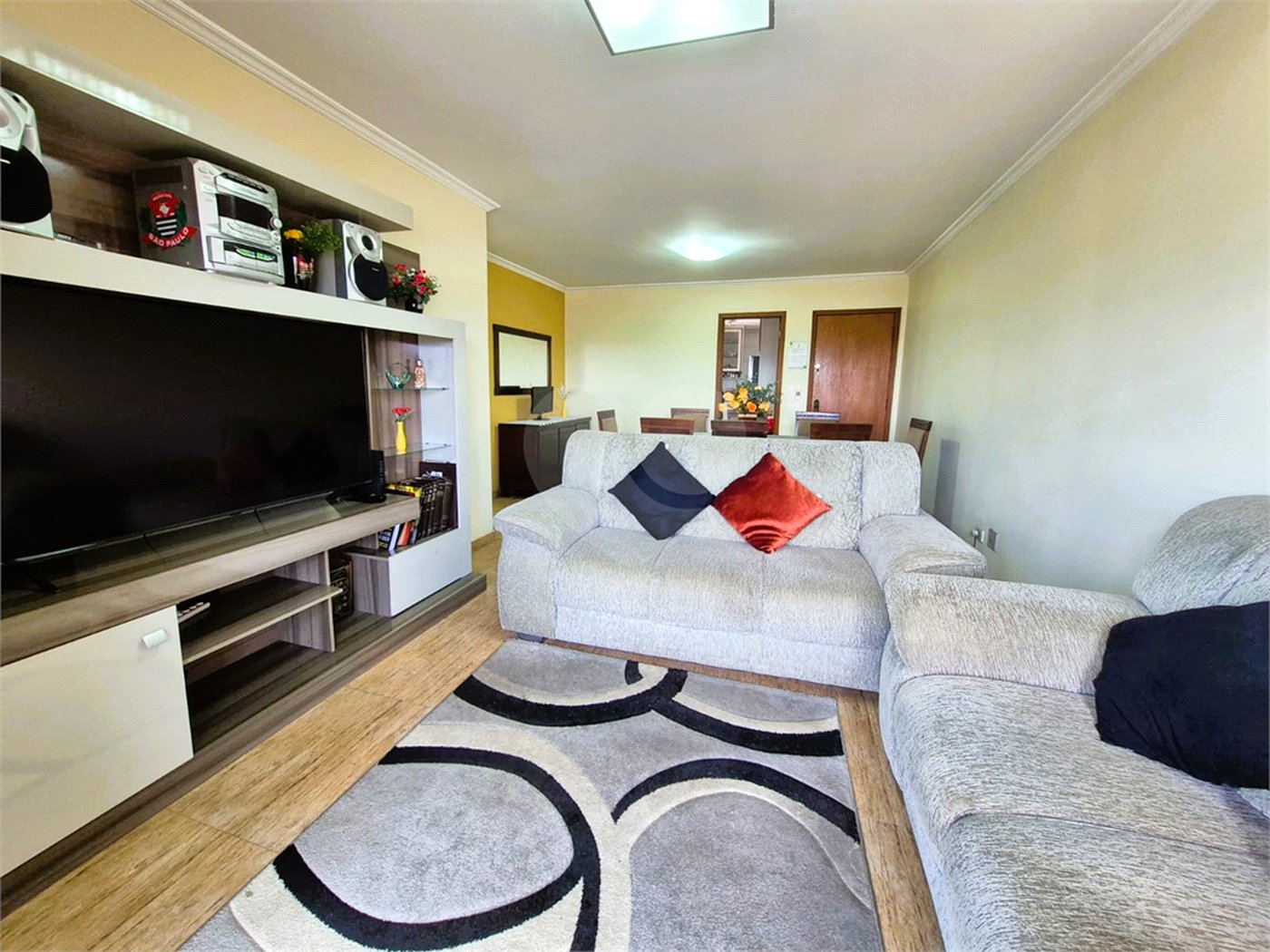Apartamento à venda com 3 quartos, sendo 1 suíte, em Vila Polopoli, São Paulo, SP