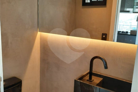 Apartamento à venda ou para alugar com 2 suítes em Cerqueira César, São Paulo, SP