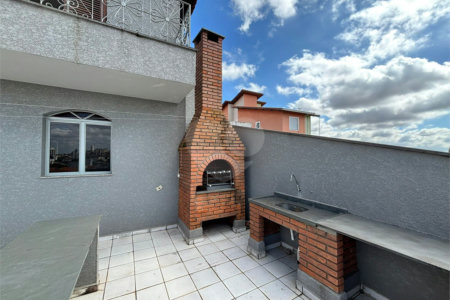 Casa à venda com 3 quartos, sendo 1 suíte,  em Vila Nivi, São Paulo, SP