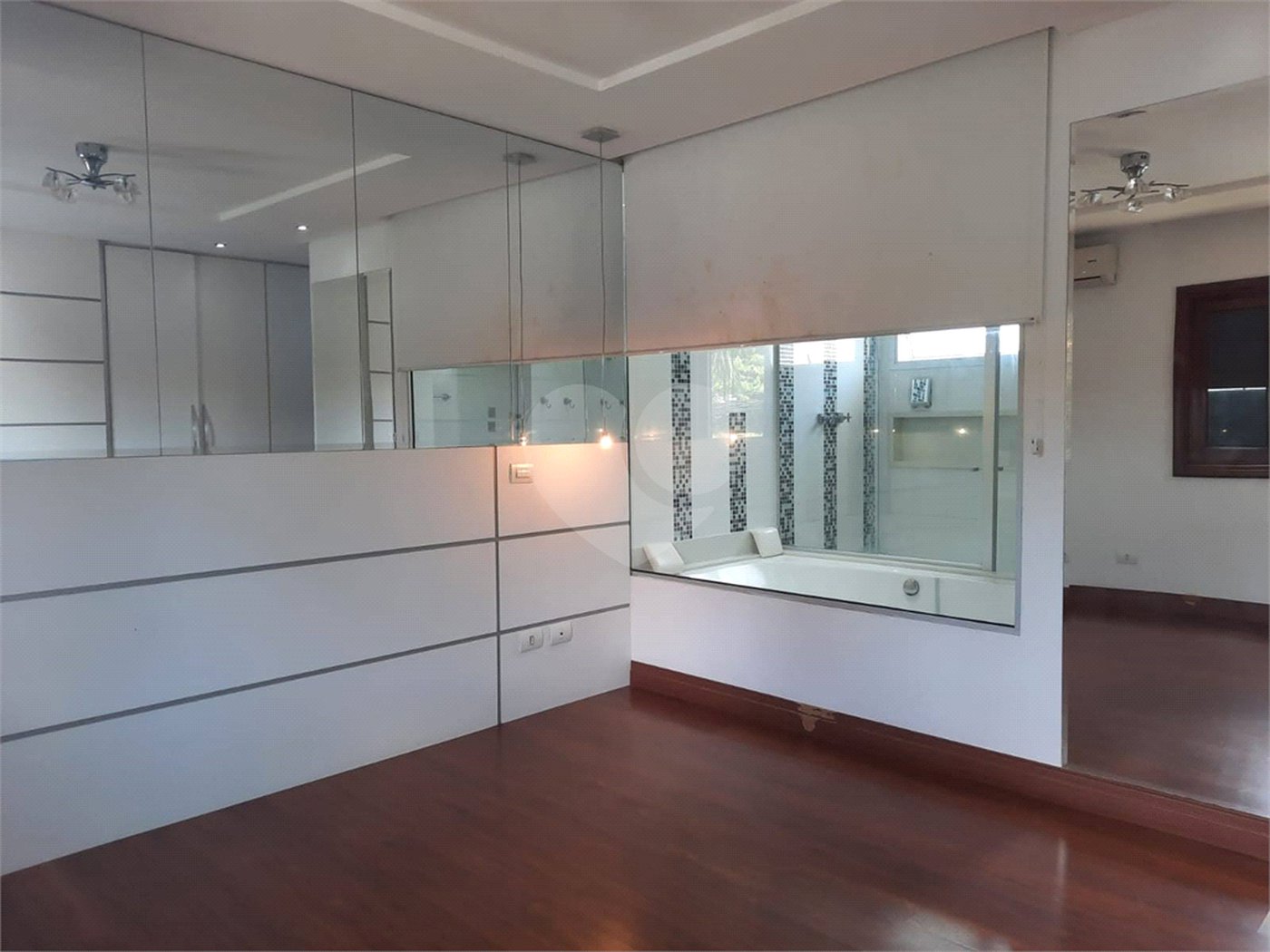 Sobrado à venda com 3 quartos, sendo 1 suíte, em City Campo Grande, São Paulo, SP