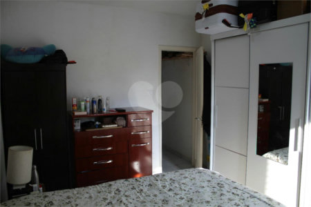 Casa com 122m² , 2 dormitórios , 1 vaga , à venda na Vila Clementino.