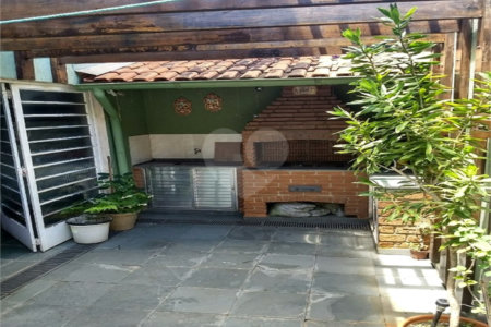 Casa à venda com 3 quartos, sendo 1 suíte, em Vila Galvão, Guarulhos, SP