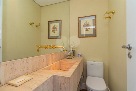 Apartamento à venda com 3 suítes em Alto da Boa Vista, São Paulo, SP