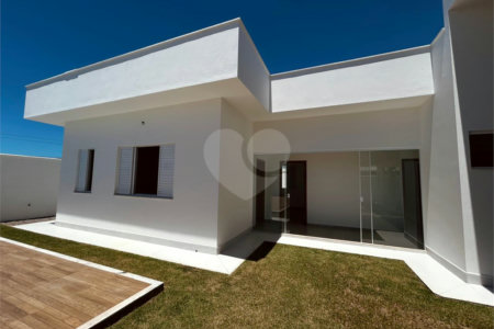 Casa à venda com 3 suítes, em Orla Norte, Porto Seguro, BA