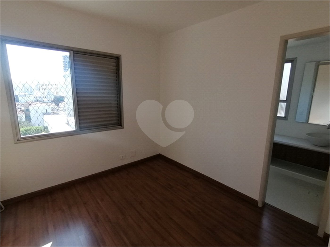Apartamento à venda com 2 quartos, sendo 1 suíte, em Cambuci, São Paulo, SP