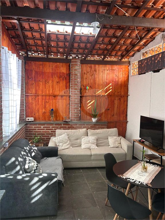 Casa à venda com 5 quartos em Jardim Realce, Suzano, SP