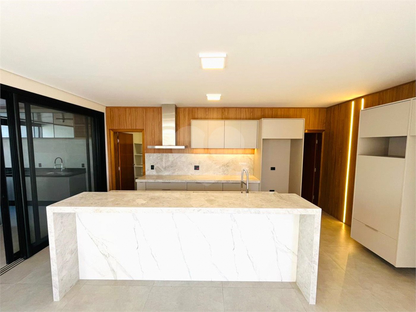 Casa à venda com 4 suítes no condomínio Saint Patrick, Sorocaba - SP