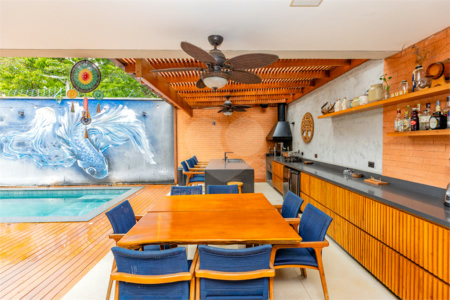 Casa à venda com 4 suítes no condomínio Roma, São Paulo - SP