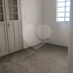 Sobrado à venda com 2 quartos, sendo 1 suíte, em Parada Inglesa, São Paulo, SP