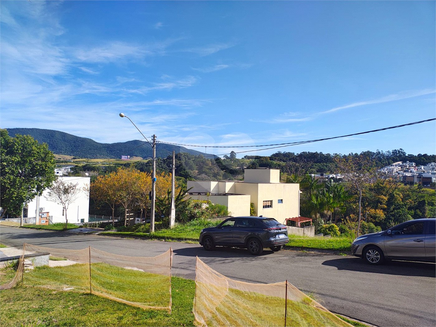 Terreno à venda no condomínio Quinta dos Lagos, Jundiaí - SP