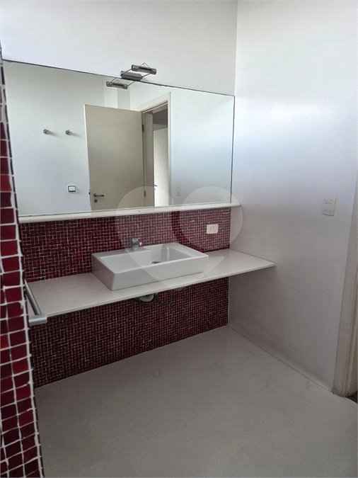 Apartamento à venda com 2 suítes em Cerqueira César, São Paulo, SP