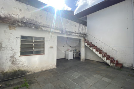 Sobrado à venda ou para alugar com 4 quartos, sendo 1 suíte,  em Parque Colonial, São Paulo, SP
