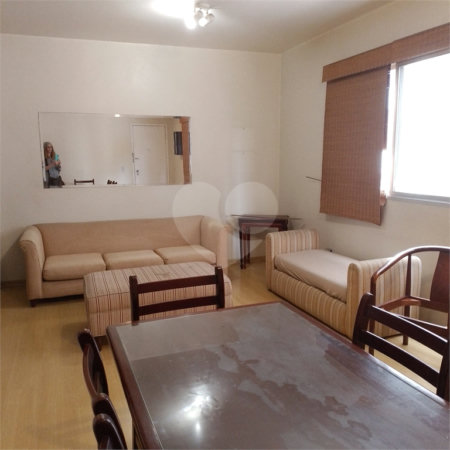 Apartamento à venda com 3 quartos, sendo 1 suíte,  em Pinheiros, São Paulo, SP