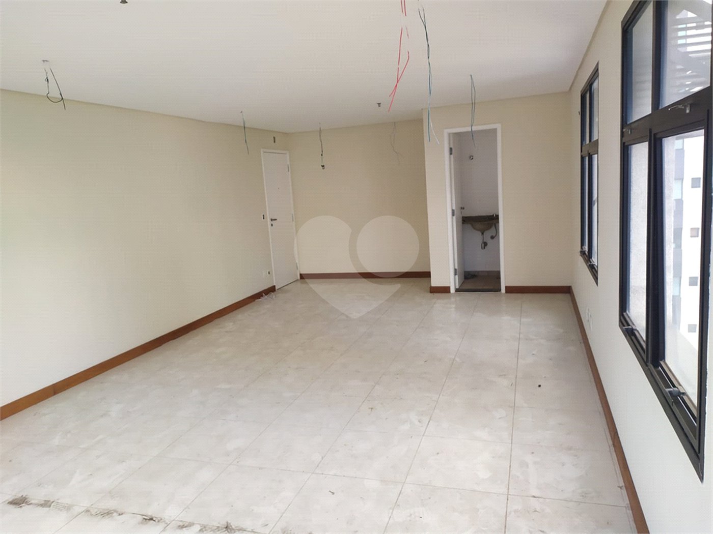Sala à venda em Vila Clementino, São Paulo, SP
