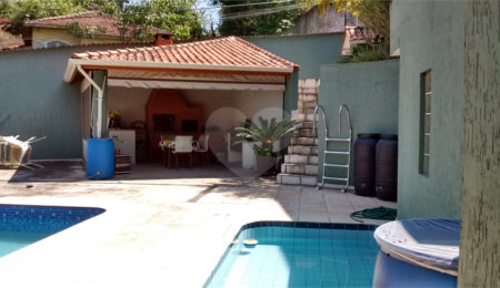 Casa à venda com 5 quartos, sendo 2 suítes,  em Horto Florestal, São Paulo, SP