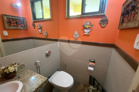 Casa à venda com 2 quartos, sendo 1 suíte, em Campo Grande, Rio de Janeiro, RJ