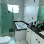Sobrado à venda com 5 quartos, sendo 4 suítes, em Palmas do Tremembé, São Paulo, SP