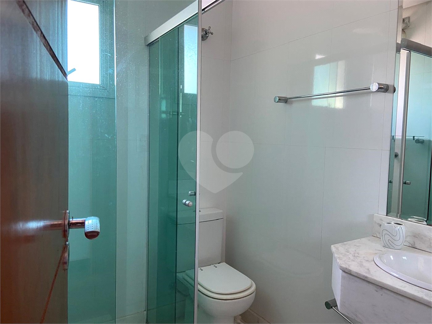 Casa para alugar com 3 quartos, sendo 2 suítes, em Vila Carrão, São Paulo, SP