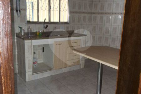 Casa à venda com 3 quartos em Anhangabaú, Jundiaí, SP