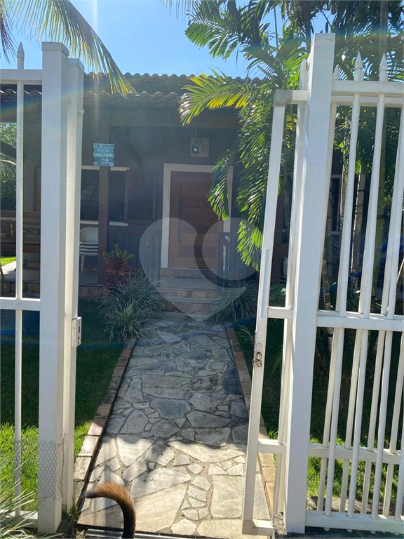 Casa em condomínio à venda com 3 quartos, sendo 2 suítes, em Caravelas, Armação dos Búzios, RJ