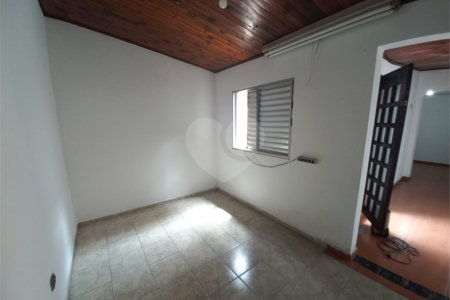 Sobrado à venda com 3 quartos em Jaguaré, São Paulo, SP