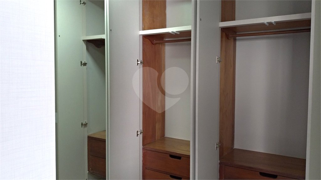 Cobertura à venda com 4 quartos, sendo 3 suítes,  em Vila Andrade, São Paulo, SP