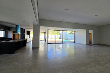 Casa à venda com 5 suítes no condomínio Fazenda Imperial, Sorocaba - SP