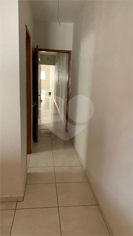 Casa à venda com 3 quartos, sendo 1 suíte, em Vila Figueira, Suzano, SP