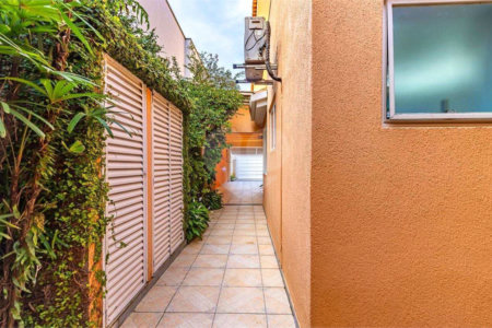 Sobrado à venda com 4 quartos, sendo 2 suítes, em Jardim Paulistano, São Paulo, SP