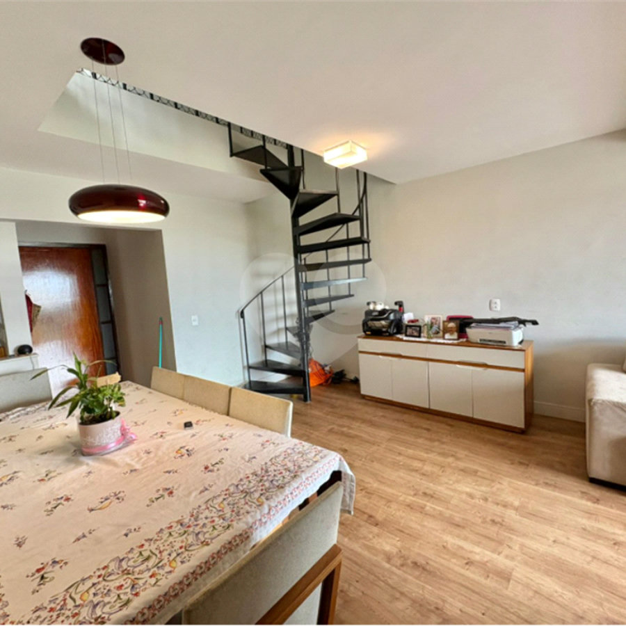 Cobertura à venda com 3 quartos, sendo 1 suíte, em Vila Mariana, São Paulo, SP