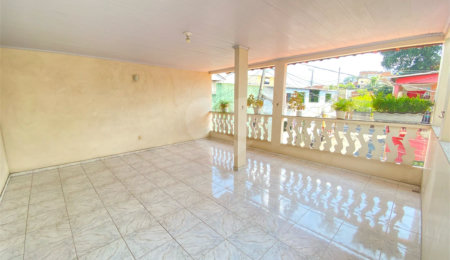 Casa à venda com 3 quartos em Campo Grande, Rio de Janeiro, RJ
