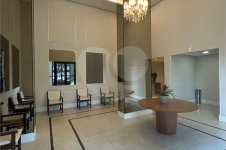 Apartamento à venda com 2 quartos, sendo 1 suíte,  em Brás, São Paulo, SP