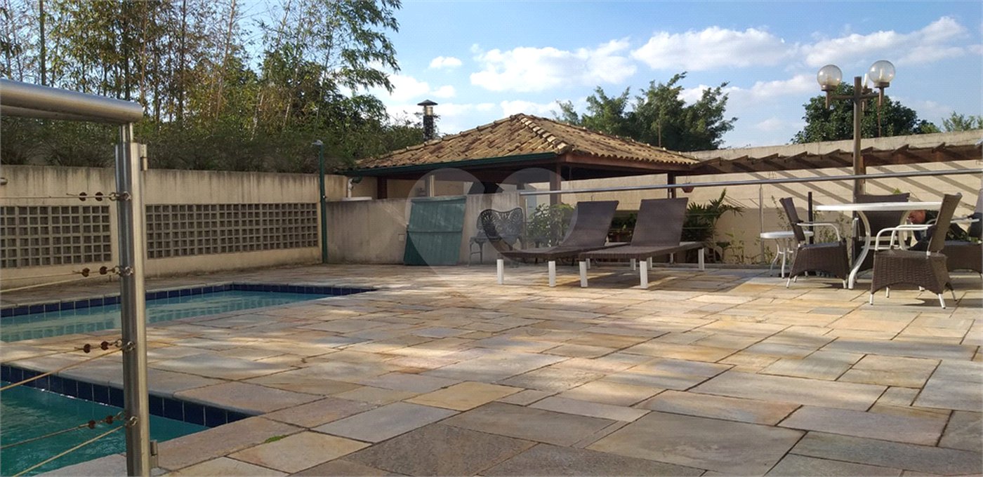Apartamento à venda com 4 quartos, sendo 2 suítes, em Vila Sônia, São Paulo, SP