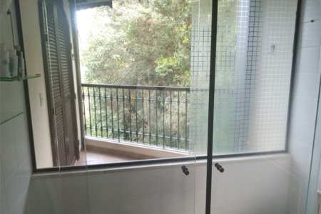 Chácara à venda com 7 quartos, sendo 3 suítes, em Saboó, São Roque, SP