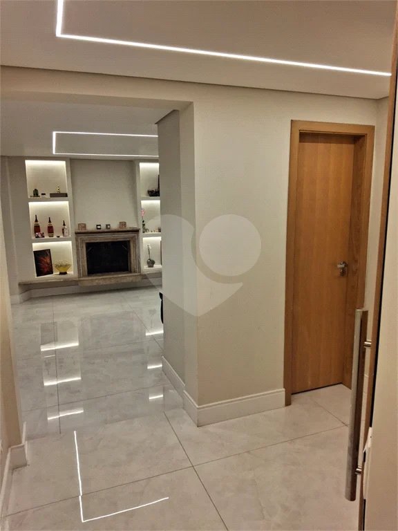Apartamento à venda com 3 suítes em Santana, São Paulo, SP