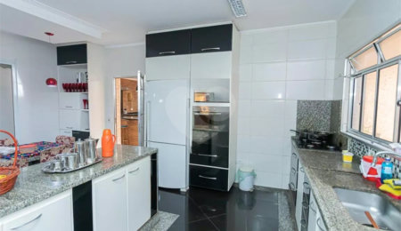 Sobrado à venda com 4 quartos, sendo 3 suítes,  em Casa Verde, São Paulo, SP