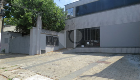 Sobrado à venda com 2 quartos em Alto da Boa Vista, São Paulo, SP