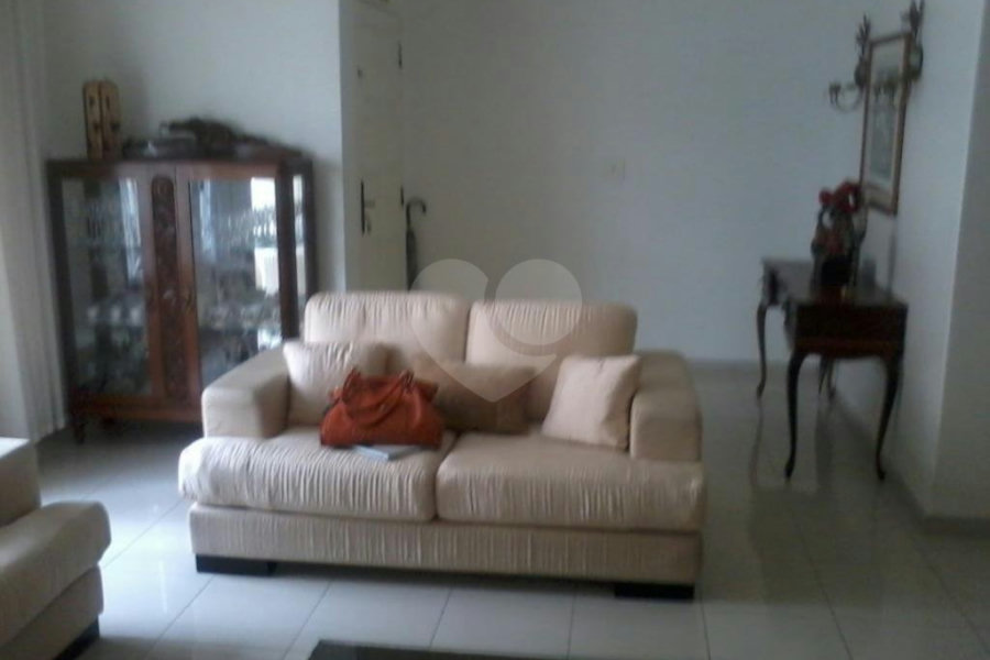 Sobrado à venda com 3 quartos, sendo 2 suítes, em Santana, São Paulo, SP