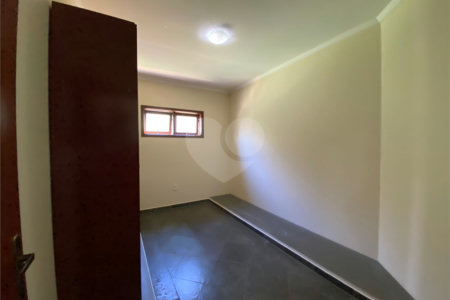 Casa à venda com 3 suítes no condomínio Villaggio Capriccio, Louveira - SP