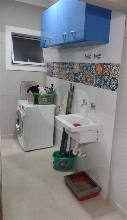 Sobrado à venda com 2 suítes em Vila Nivi, São Paulo, SP