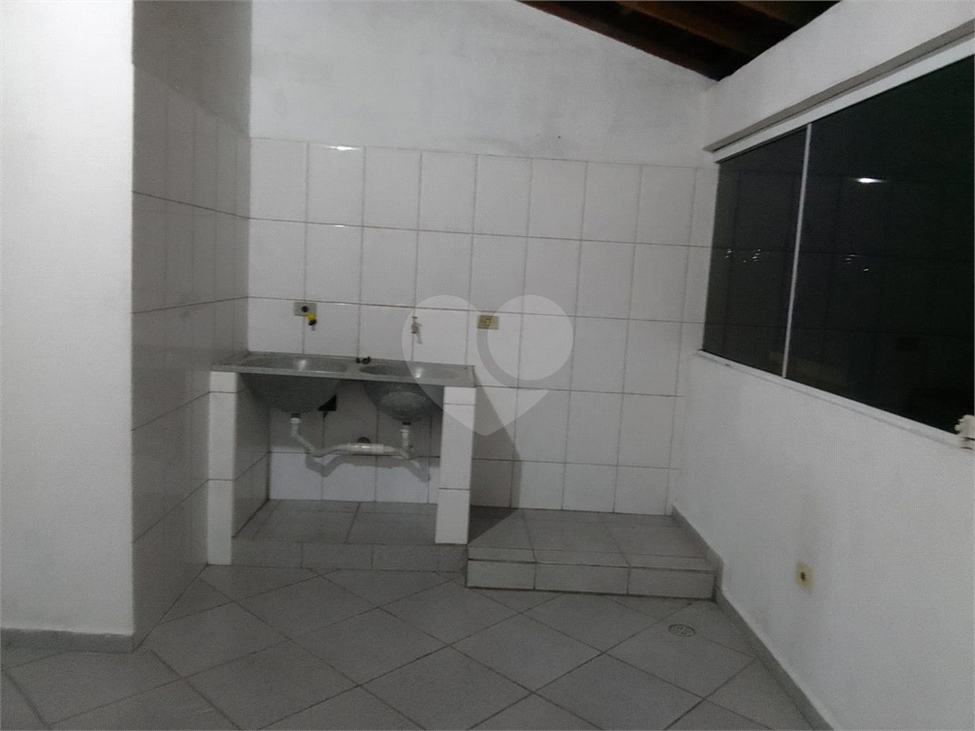 Sobrado à venda com 3 quartos, sendo 2 suítes, em Tremembé, São Paulo, SP