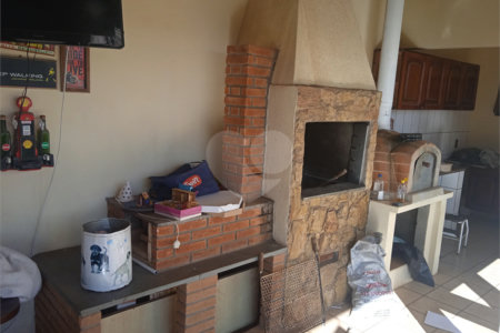 Casa à venda com 8 quartos, sendo 3 suítes, em Jardim Terceiro Centenário, Atibaia, SP