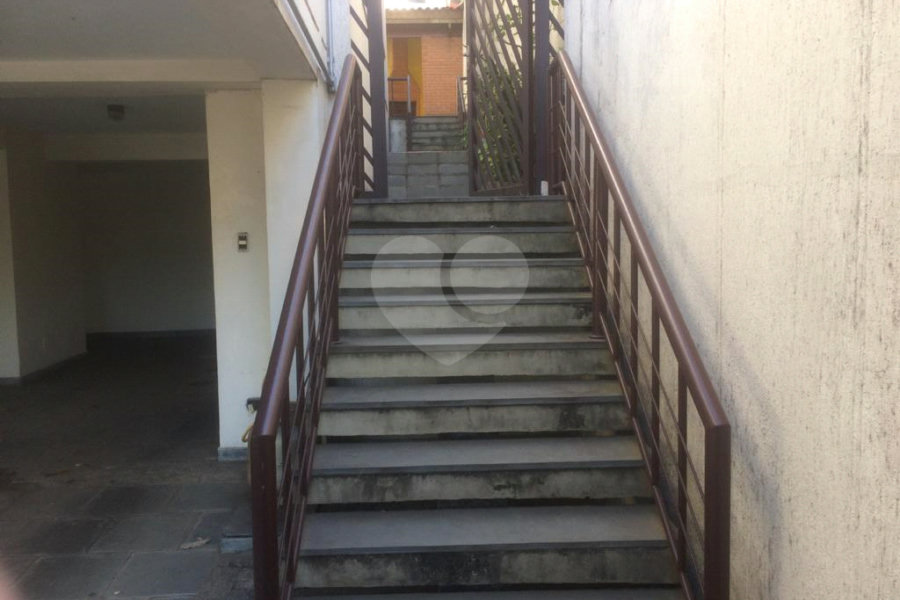 Sobrado à venda com 4 quartos, sendo 3 suítes, em Tremembé, São Paulo, SP
