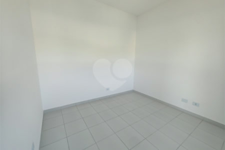 Apartamento para alugar com 3 quartos, sendo 1 suíte,  em Jardim das Palmeiras, Atibaia, SP