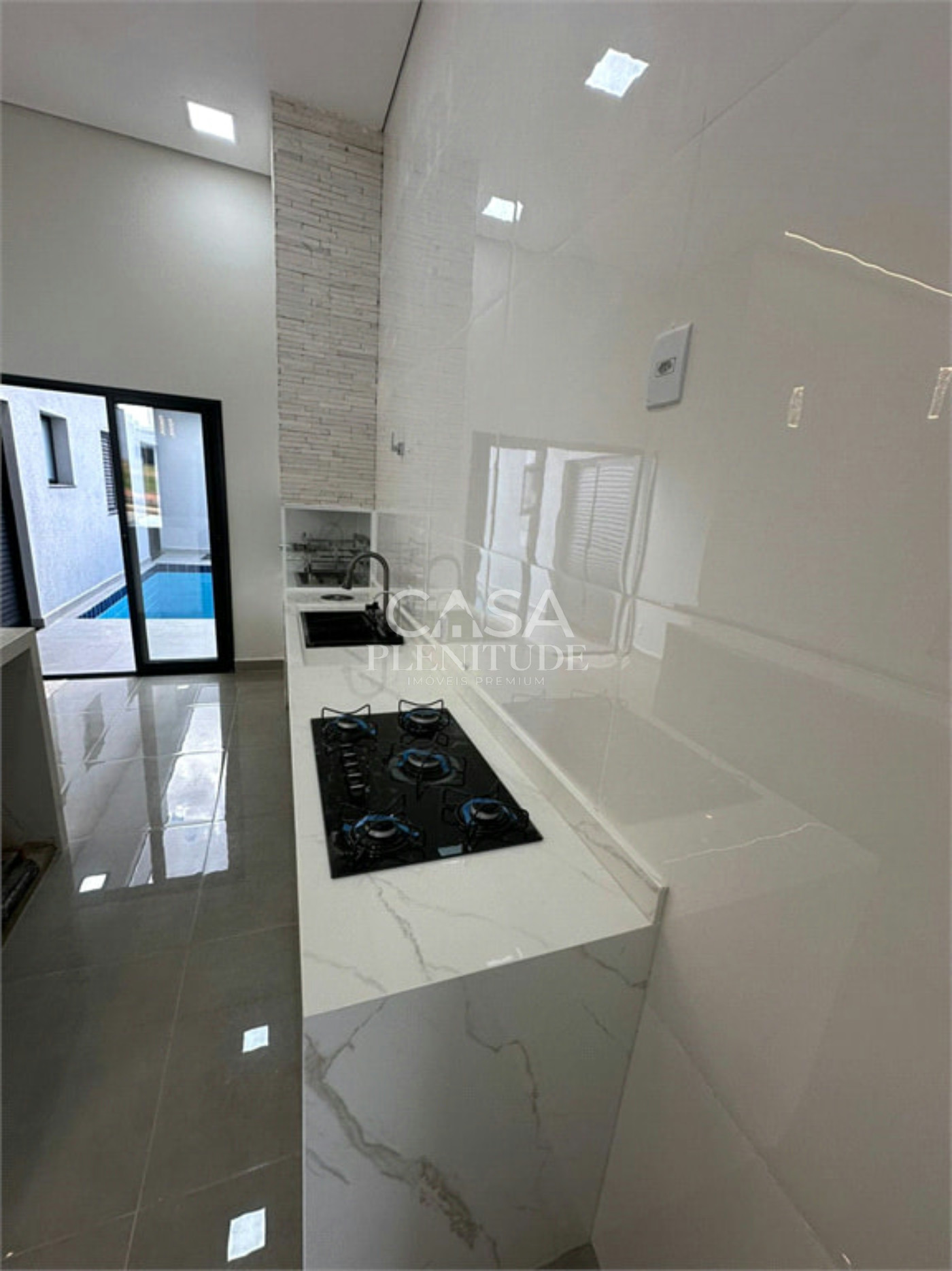 Casa em condomínio à venda com 3 suítes em Wanel Ville, Sorocaba, SP