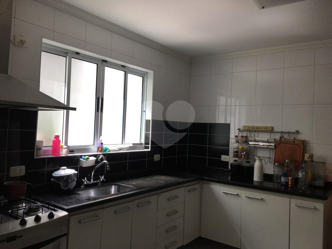 Sobrado à venda com 3 quartos, sendo 1 suíte, em Aclimação, São Paulo, SP