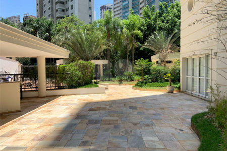 Apartamento à venda ou para alugar com 3 suítes em Vila Suzana, São Paulo, SP